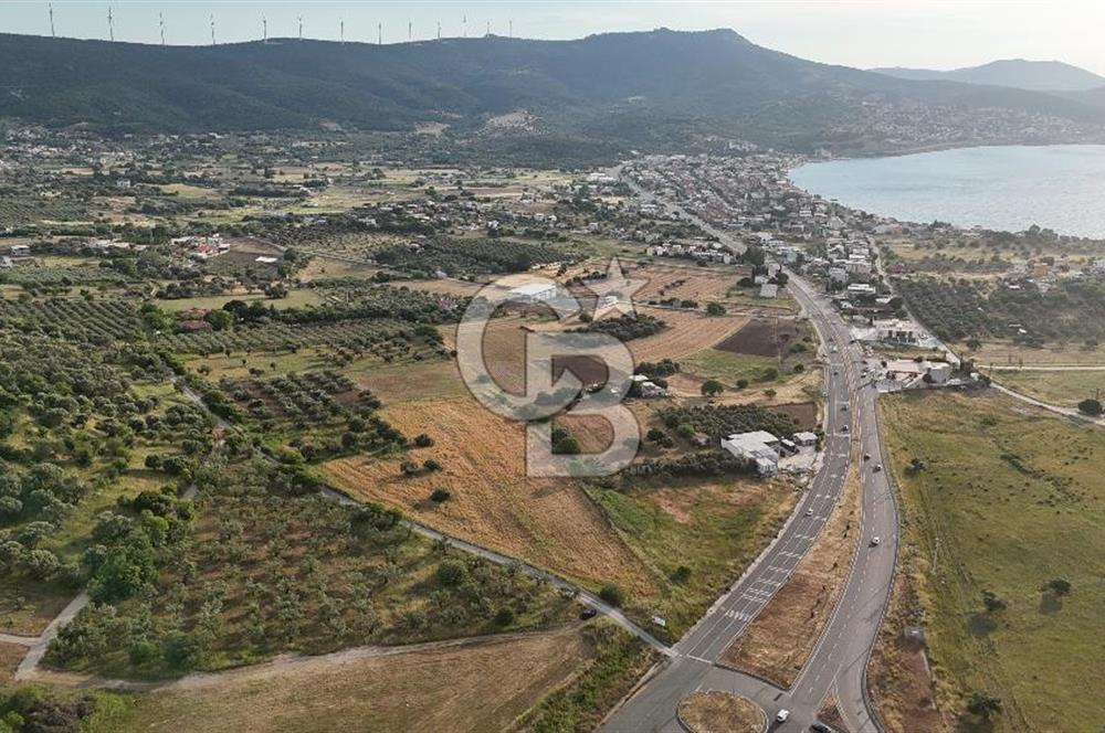 ALİAĞA HOROZGEDİĞİNDE SATILIK VİLLA İMARLI ARSA