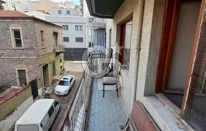 BAYRAKLI FUAT EDİP BAKSI'DA METROYA YAKIN, MERKEZİ KONUMDA YATIRIMLIK 2+1 FIRSAT DAİRE!
