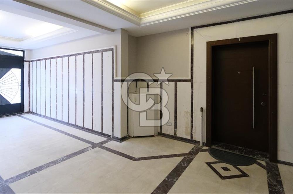 Ümitköy Mutlukentte Çok Amaçlı Kullanıma Uygun Prestijli Villa