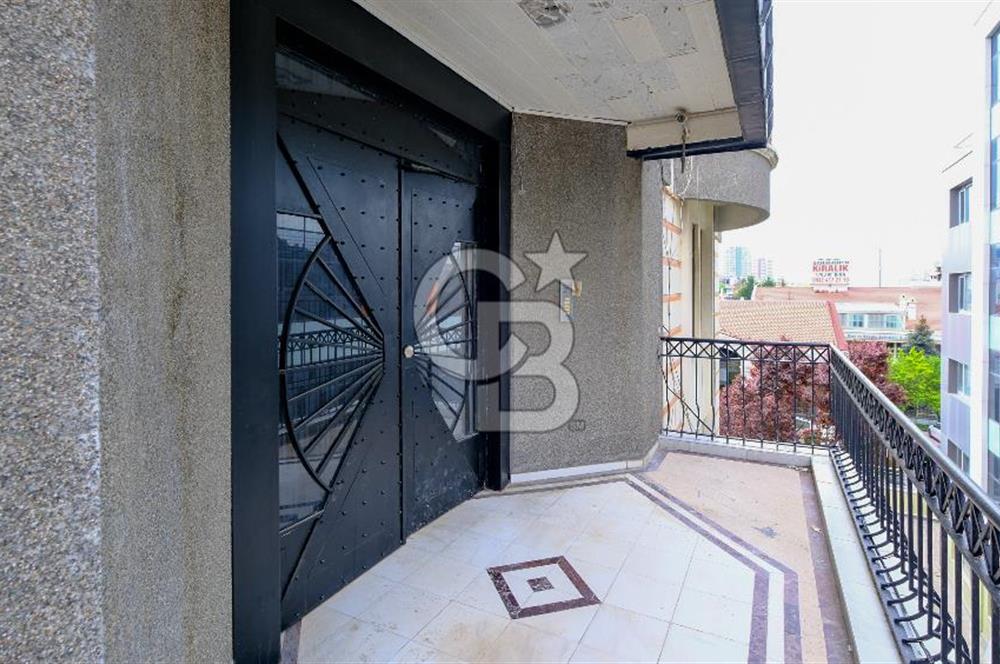 Ümitköy Mutlukentte Çok Amaçlı Kullanıma Uygun Prestijli Villa