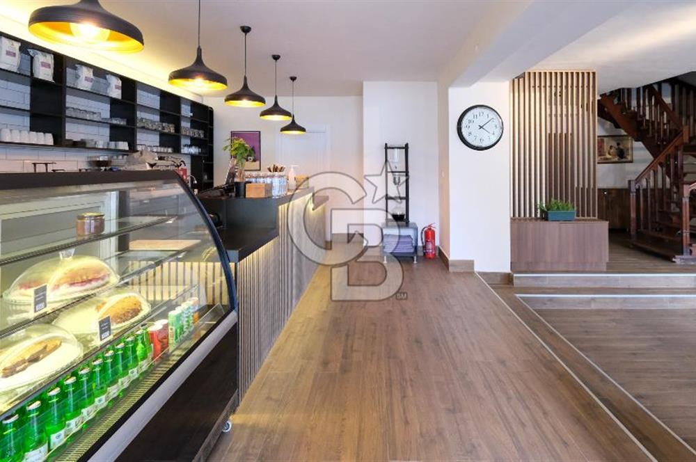Ümitköy Mutlukentte Çok Amaçlı Kullanıma Uygun Prestijli Villa