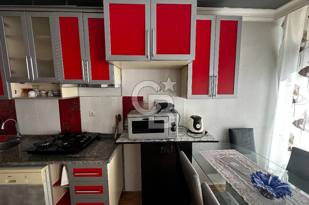 KARŞIYAKA ALAYBEY'DE FULL EŞYALI 2+1 KİRALIK DAİRE