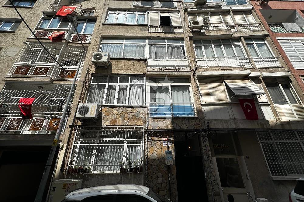 KARŞIYAKA ALAYBEY'DE FULL EŞYALI 2+1 KİRALIK DAİRE