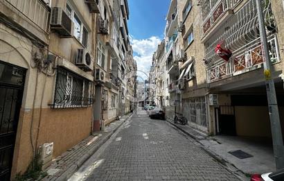 KARŞIYAKA ALAYBEY'DE FULL EŞYALI 2+1 KİRALIK DAİRE