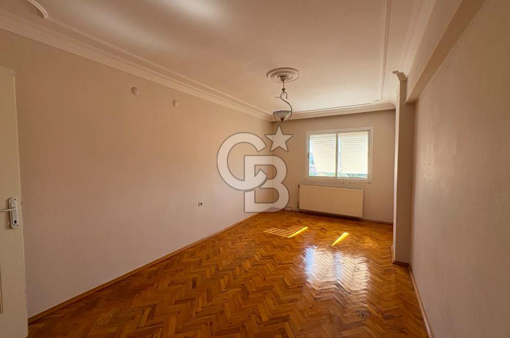 Karşıyaka Bahçelievler Merkezi Konumda Kiralık 2+1 Daire