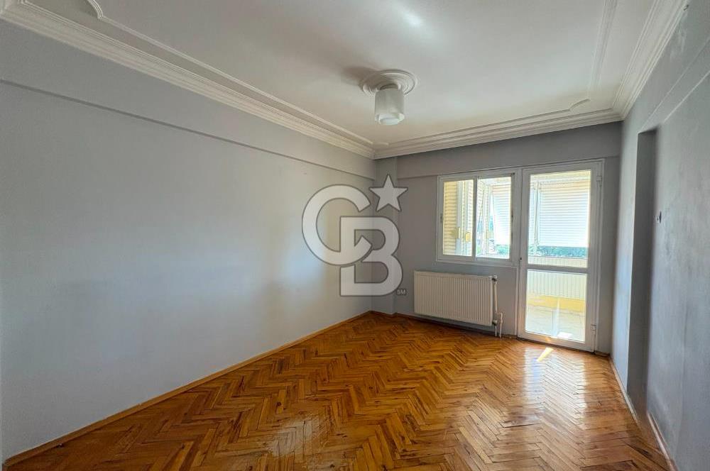 Karşıyaka Bahçelievler Merkezi Konumda Kiralık 2+1 Daire