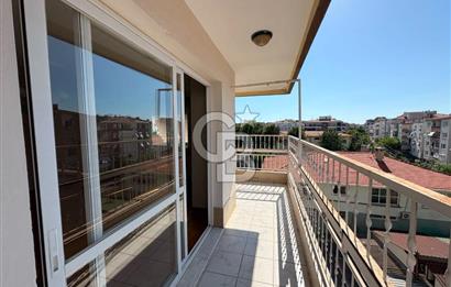 Karşıyaka Bahçelievler Merkezi Konumda Kiralık 2+1 Daire