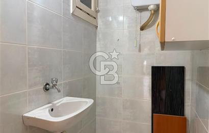 Karşıyaka Bahçelievler Merkezi Konumda Kiralık 2+1 Daire
