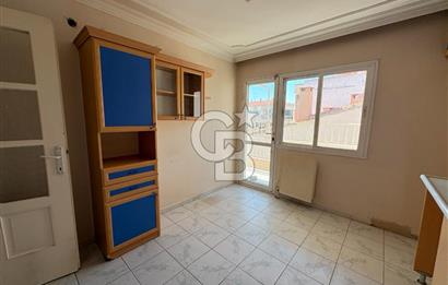 Karşıyaka Bahçelievler Merkezi Konumda Kiralık 2+1 Daire