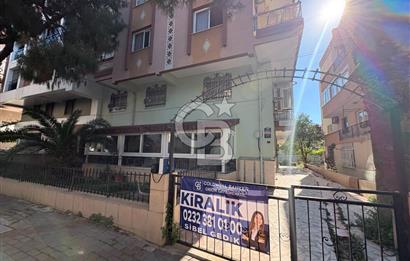 Karşıyaka Bahçelievler Merkezi Konumda Kiralık 2+1 Daire