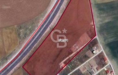 ÇUBUK MUHSİN YAZICIOĞLU CADDESİNDE TEK TAPU SATILIK TARLA