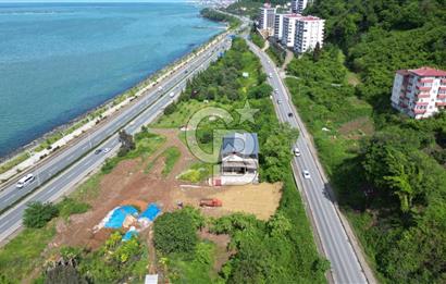 YOMRA NAMIKKEMAL ANAYOL ÜZERİNDE SATILIK ARSA