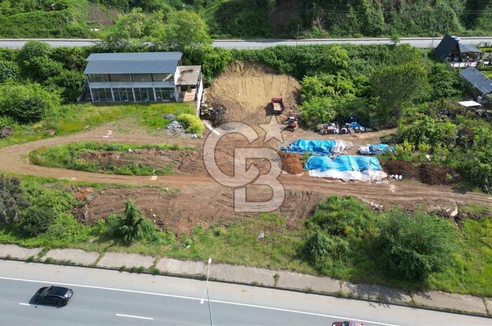 YOMRA NAMIKKEMAL ANAYOL ÜZERİNDE SATILIK ARSA