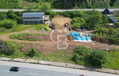 YOMRA NAMIKKEMAL ANAYOL ÜZERİNDE SATILIK ARSA