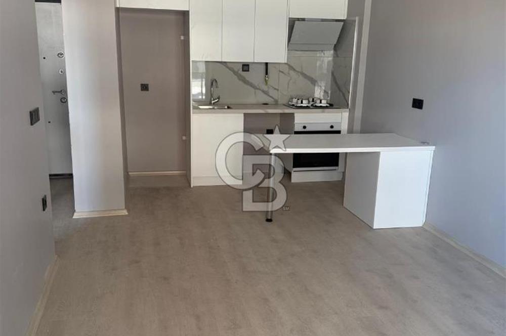 CUMHURİYET MAHALLESİ'NDE ANA YOL ÜZERİNDE KİRALIK 1+1 DAİRE