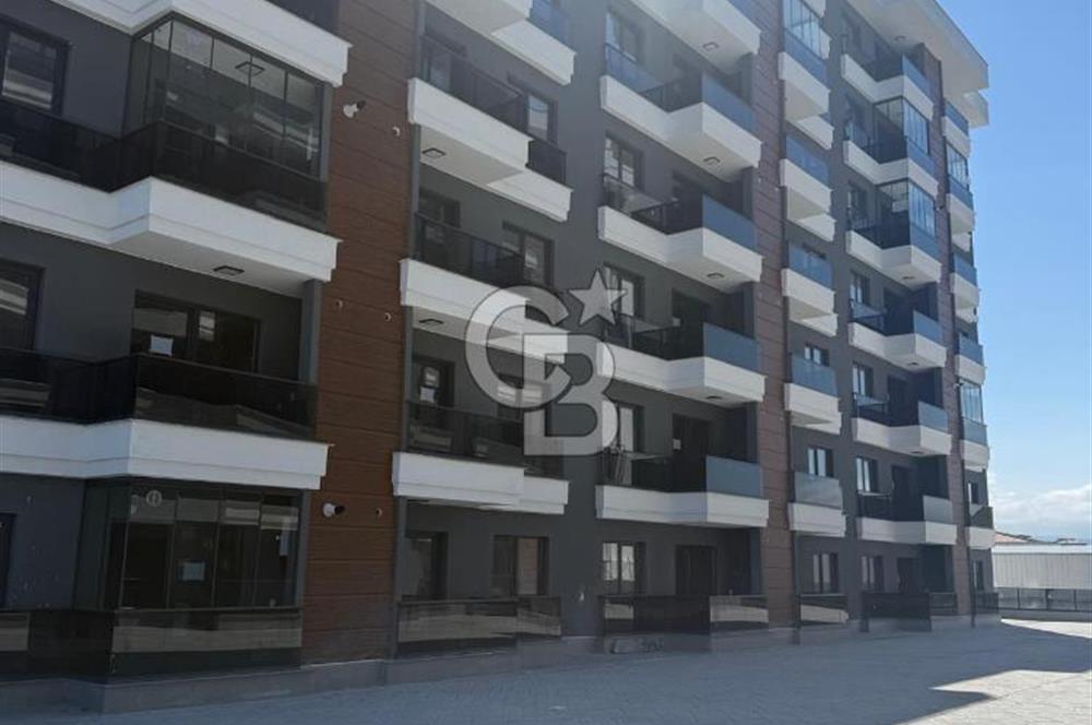 CUMHURİYET MAHALLESİ'NDE ANA YOL ÜZERİNDE KİRALIK 1+1 DAİRE