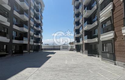 CUMHURİYET MAHALLESİ'NDE ANA YOL ÜZERİNDE KİRALIK 1+1 DAİRE