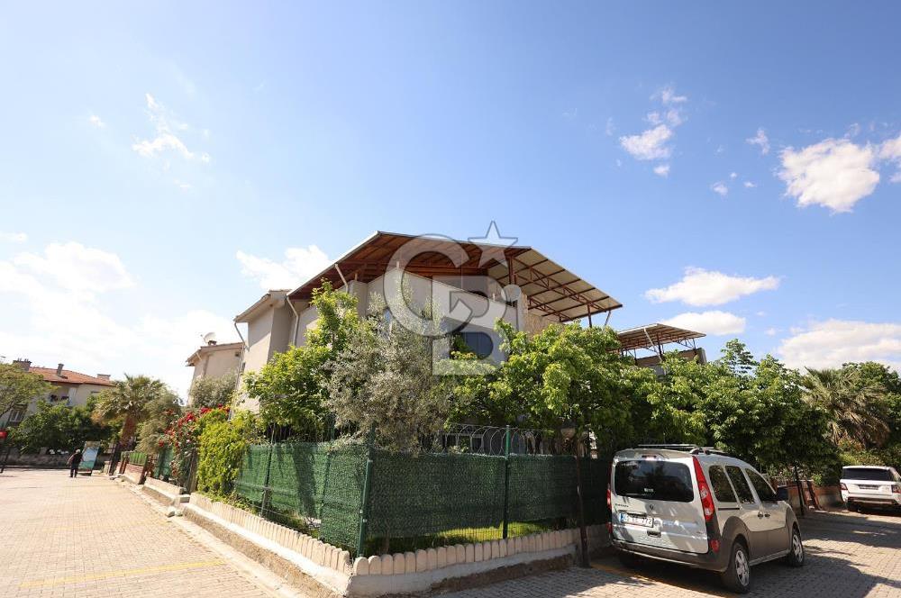 Manisa Güzelyurt'ta Site İçerisinde Villa