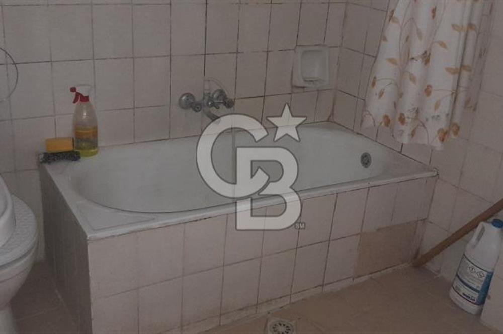 BAYRAKLI FUAT EDİP BAKSI'DA METROYA YAKIN, MERKEZİ KONUMDA YATIRIMLIK 2+1 FIRSAT DAİRE!