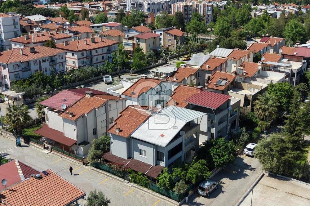 Manisa Güzelyurt'ta Site İçerisinde Villa