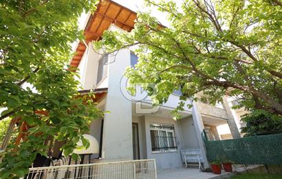 Manisa Güzelyurt'ta Site İçerisinde Villa