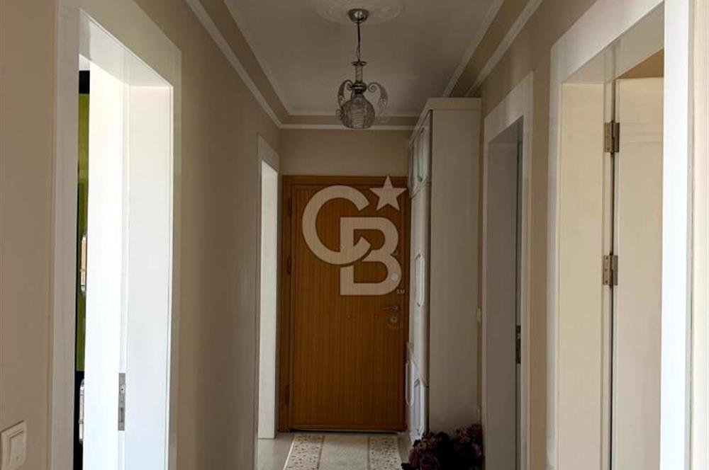 Güzelyalı Mahallesinde Deniz Manzaralı Daire 