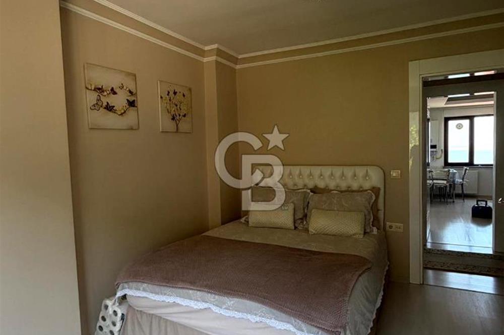 Güzelyalı Mahallesinde Deniz Manzaralı Daire 