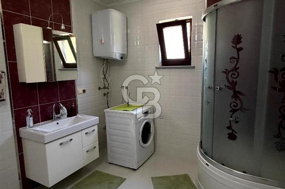 Güzelyalı Mahallesinde Deniz Manzaralı Daire 