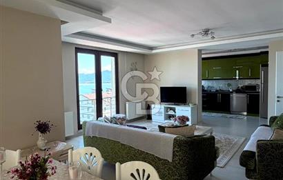 Güzelyalı Mahallesinde Deniz Manzaralı Daire 