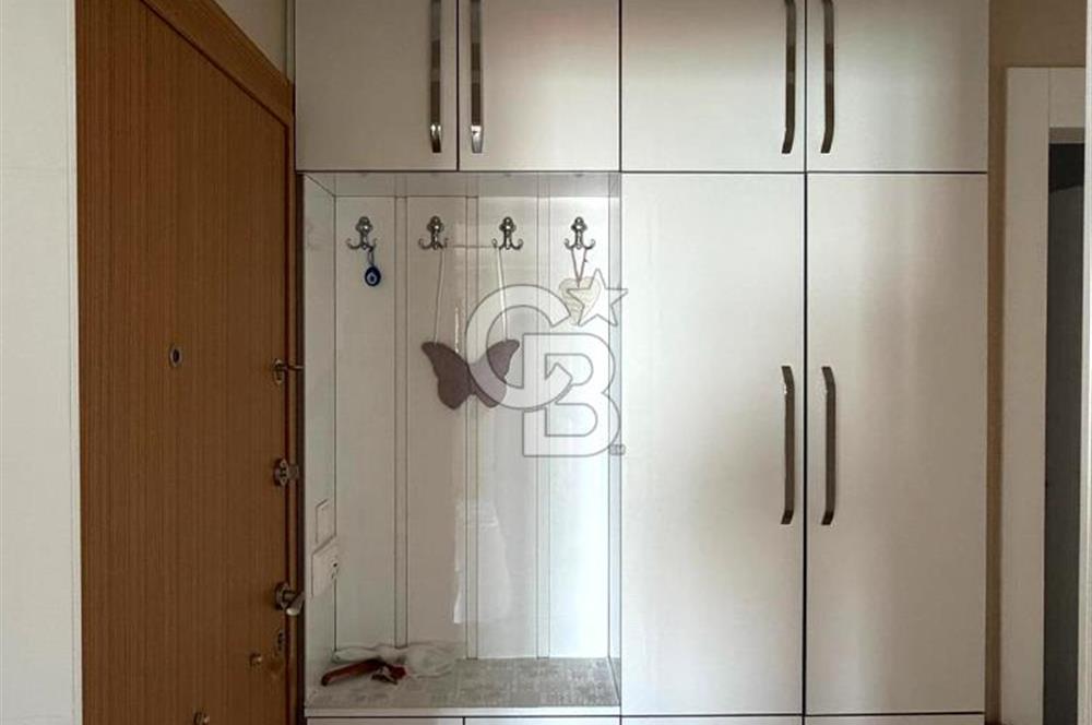 Güzelyalı Mahallesinde Deniz Manzaralı Daire 