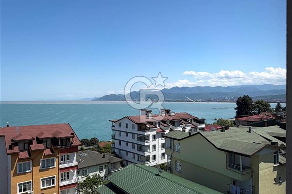 Güzelyalı Mahallesinde Deniz Manzaralı Daire 