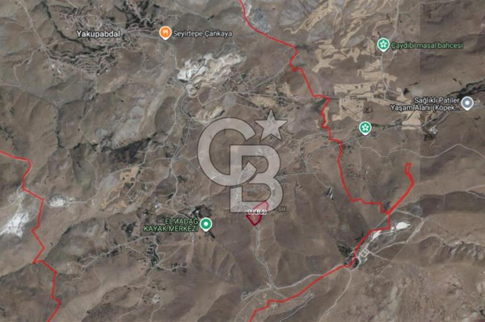 YAKUPABDAL'DA YOLA CEPHELİ ÇEVRİLİ 250 m² TARLA