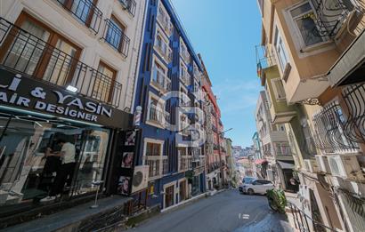 Beyoğlunda Merkezi Konumda, 17 Tapulu Komple Ticari Bina