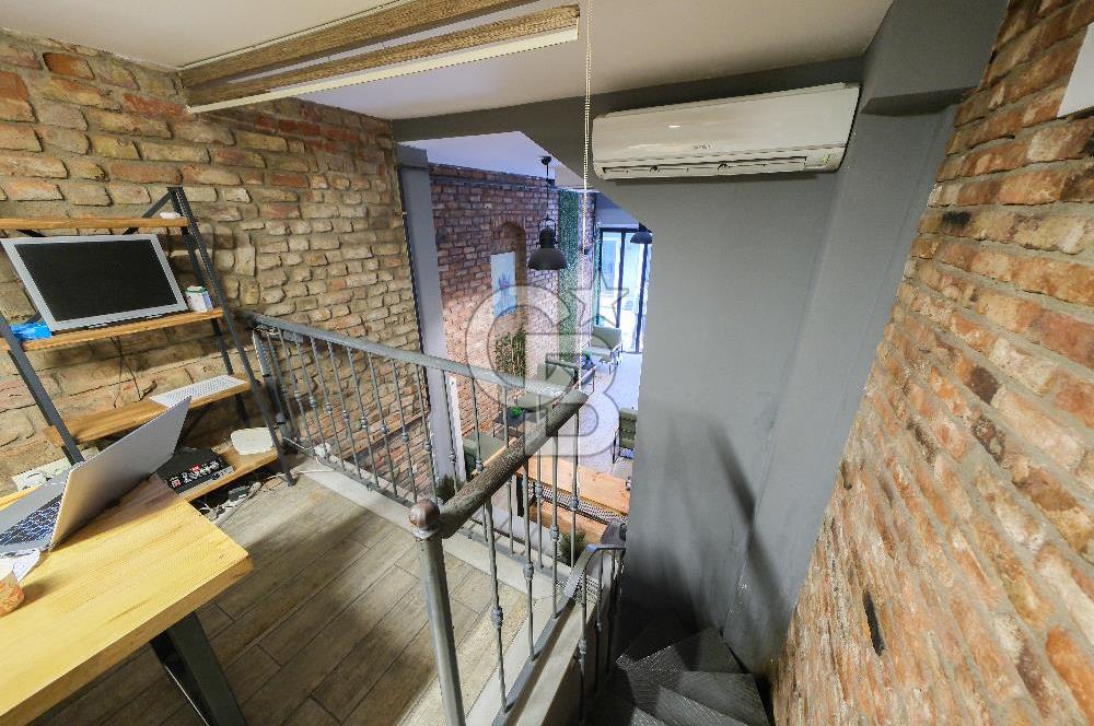 Beyoğlunda Hazır Turizm Yatırımı 5 Katlı Satılık Bina