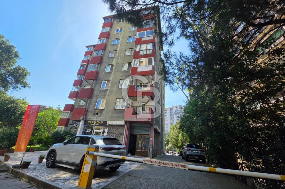 Bayar Caddesi Üzerinde Geniş Kullanım Alanlı Kiralık 2+1 Daire