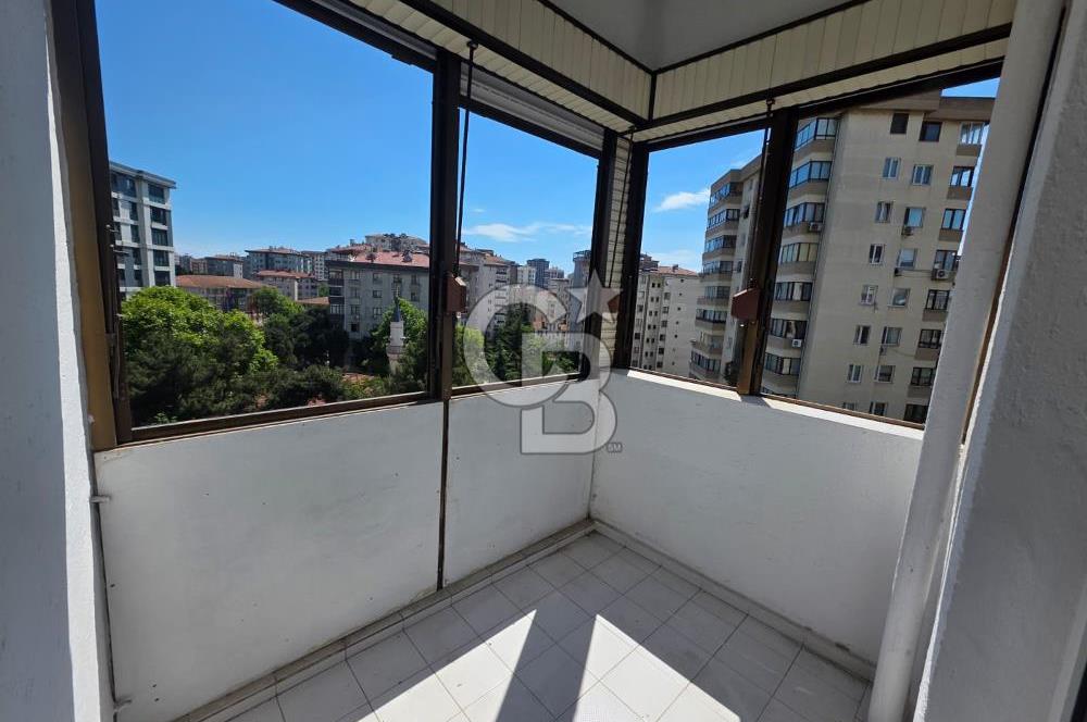 Bayar Caddesi Üzerinde Geniş Kullanım Alanlı Kiralık 2+1 Daire