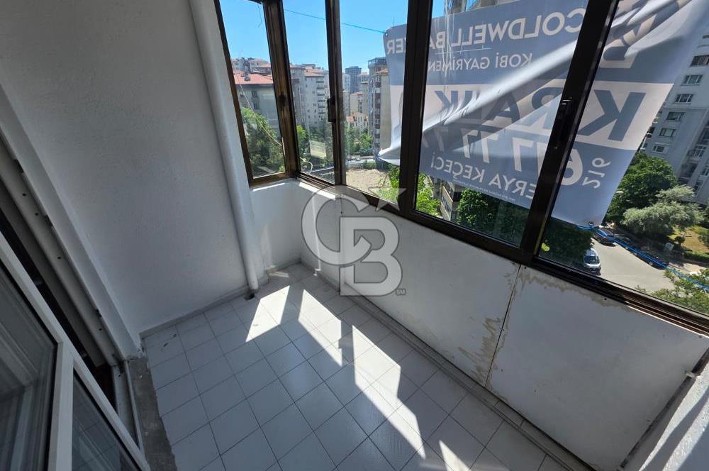 Bayar Caddesi Üzerinde Geniş Kullanım Alanlı Kiralık 2+1 Daire