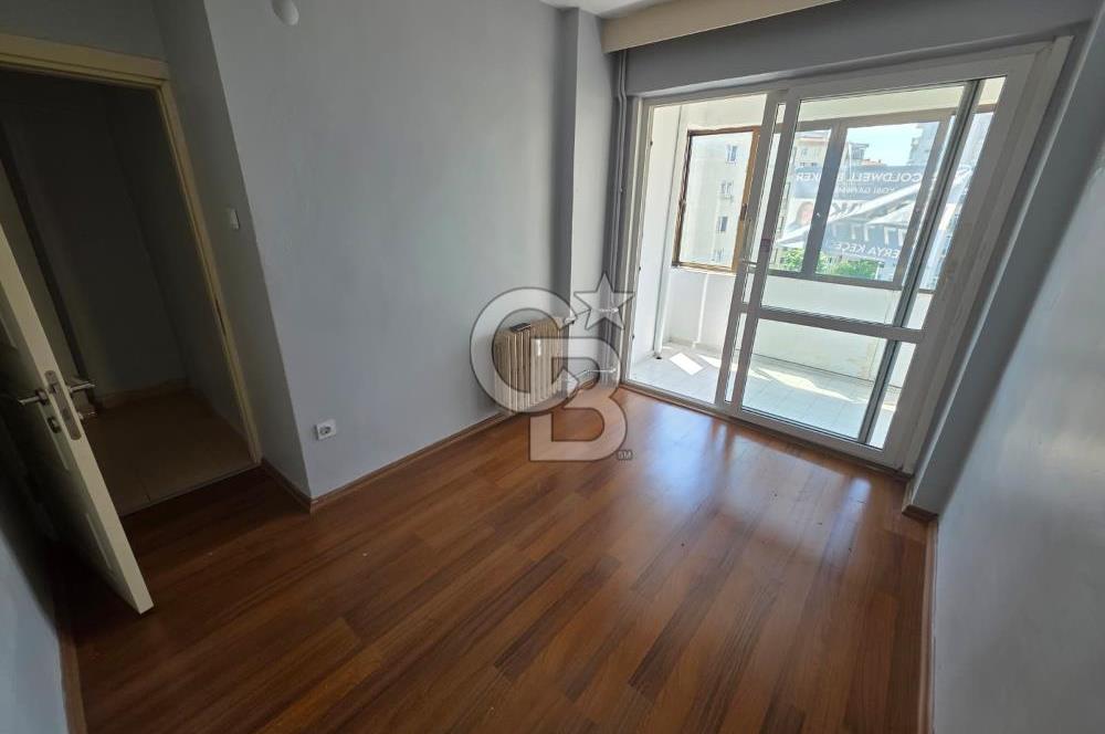 Bayar Caddesi Üzerinde Geniş Kullanım Alanlı Kiralık 2+1 Daire