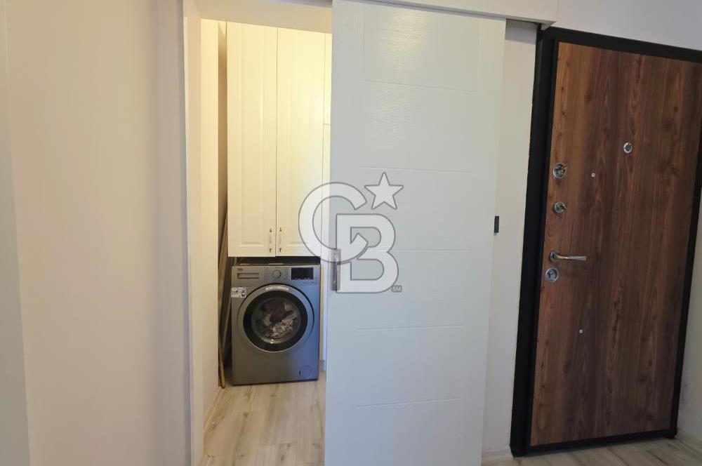 Altınova Kolaylı Sitesi'nde Havuzlu Sitede Eşyalı 2+1 Daire
