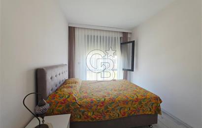 Altınova Kolaylı Sitesi'nde Havuzlu Sitede Eşyalı 2+1 Daire