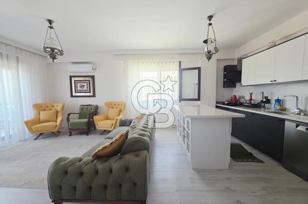 Altınova Kolaylı Sitesi'nde Havuzlu Sitede Eşyalı 2+1 Daire