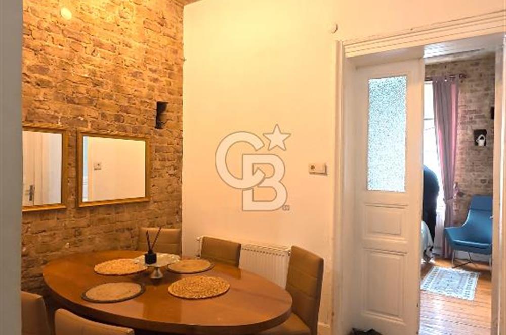 Galatanın En Değerli Lokasyonunda Tarihi Binada Satılık Daire