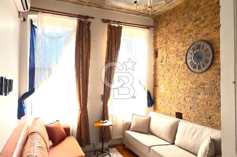 Galatanın En Değerli Lokasyonunda Tarihi Binada Satılık Daire