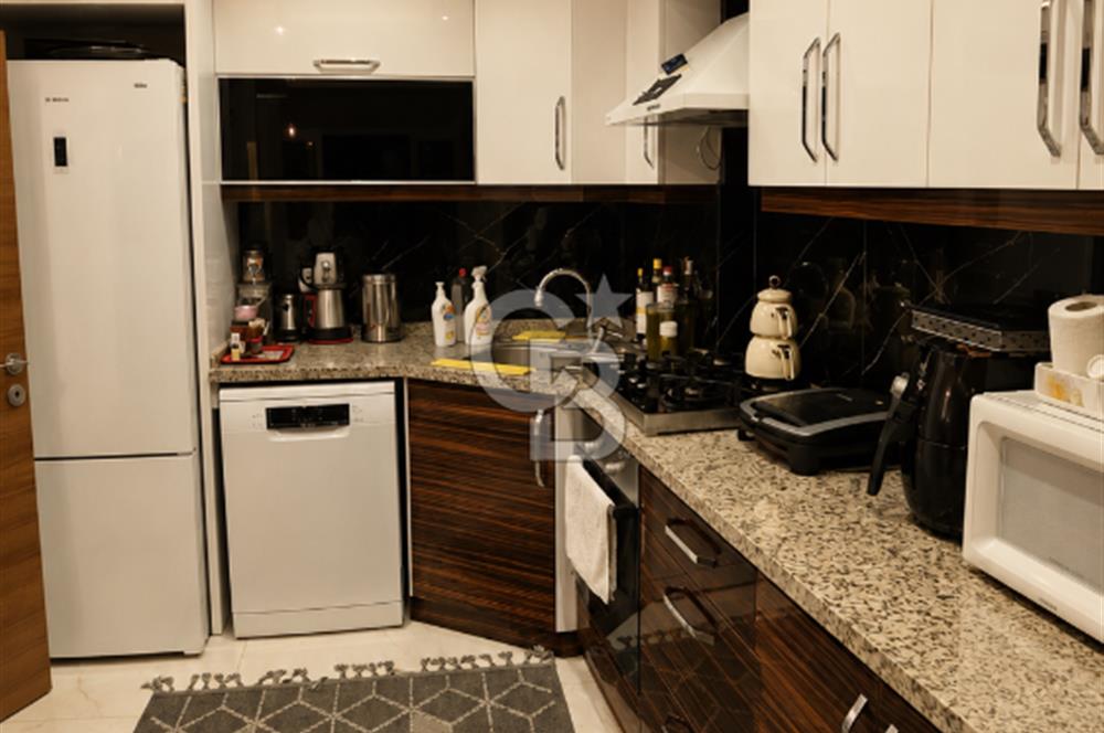 BAYRAKLI GÜMÜŞPALA MH. DENİZ MANZARALI ULAŞIM AVANTAJLI SATILIK 2+1 DAİRE