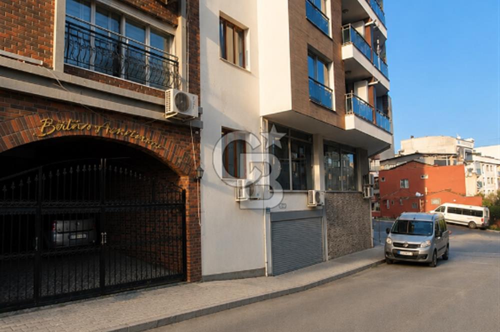 BAYRAKLI GÜMÜŞPALA MH. DENİZ MANZARALI ULAŞIM AVANTAJLI SATILIK 2+1 DAİRE