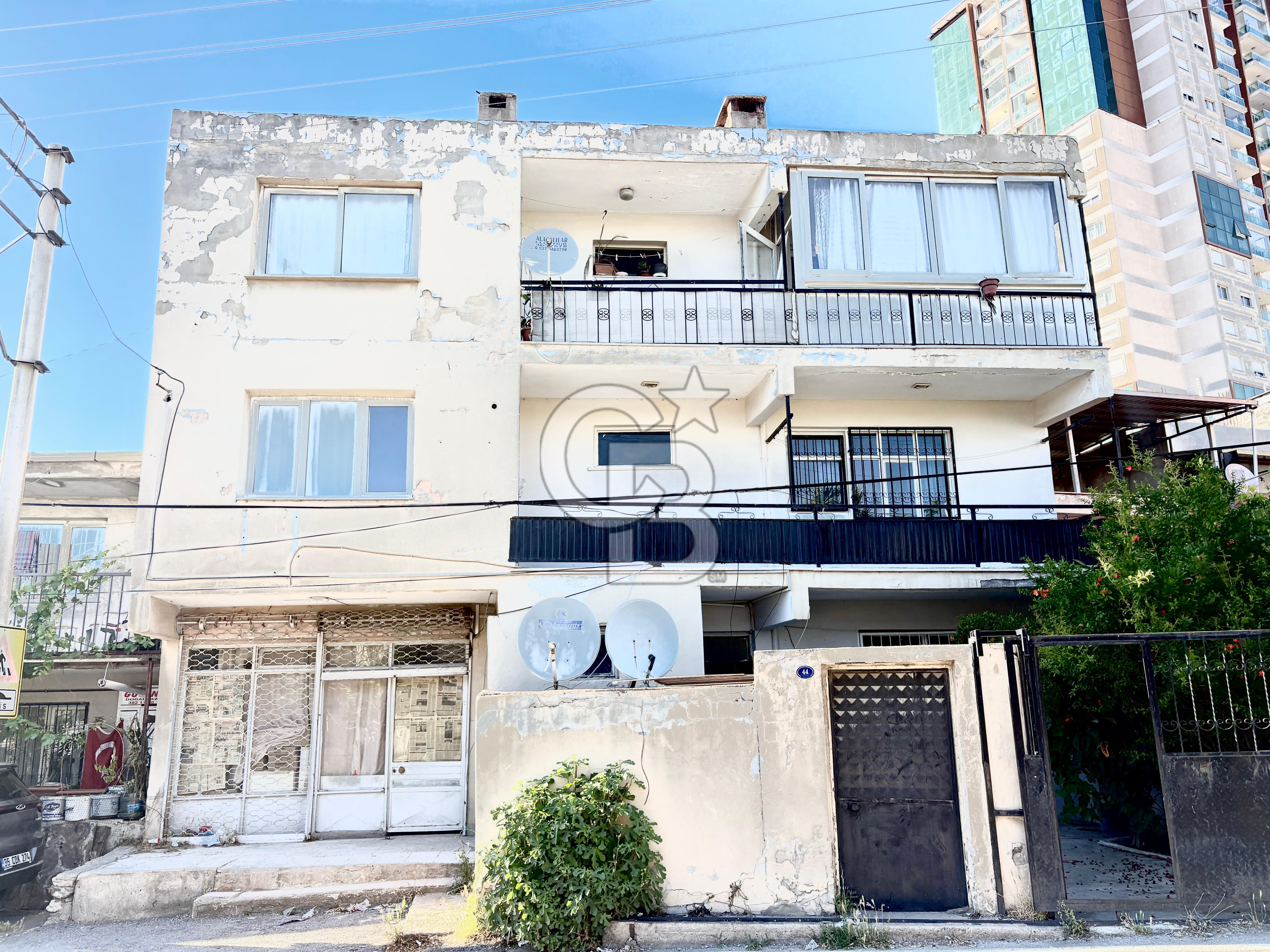 BAYRAKLI ONUR MH KOMPLE SATILIK BİNA