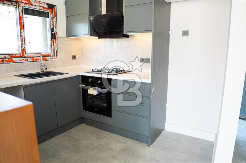 Çandarlı'da Denize Yakın , Site İçi , Havuzlu , Otoparklı Villa