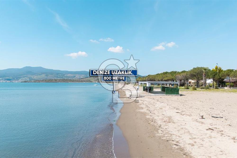 Çandarlı'da Denize Yakın , Site İçi , Havuzlu , Otoparklı Villa