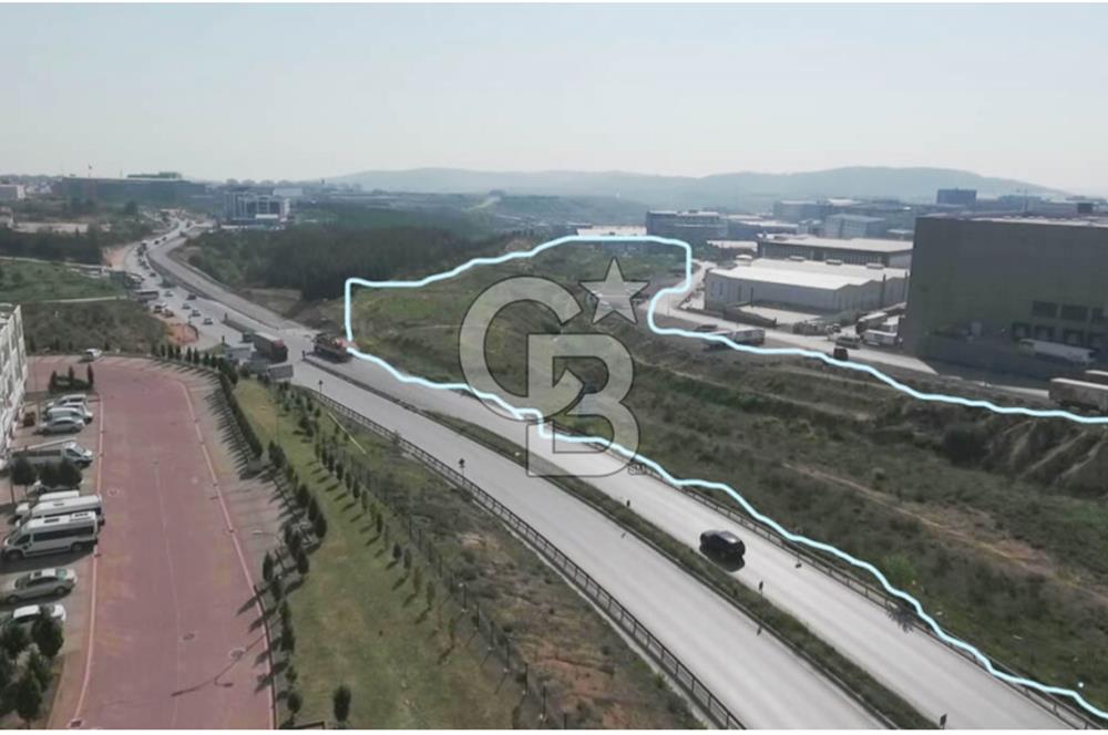 Tuzla Aydınlı'da Ticari ve Sanayi Alanında Satılık Arsa