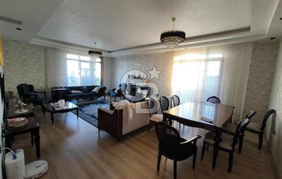 GÖLBAŞI KARŞIYAKA'DA EŞSİZ MİMARİ 8+1 SATILIK ULTRA LÜKS VİLLA